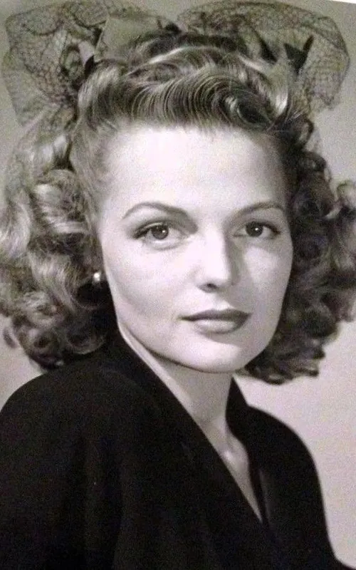 Elyse Knox