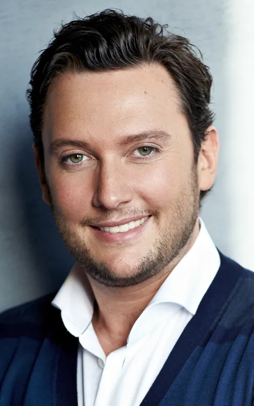 Tino Martin