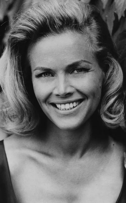 Honor Blackman