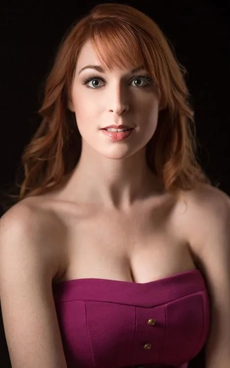 Lisa Foiles