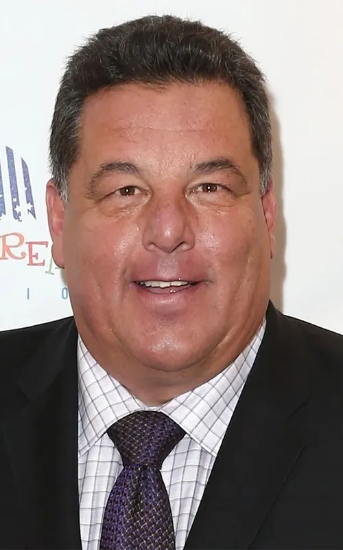 Steve Schirripa
