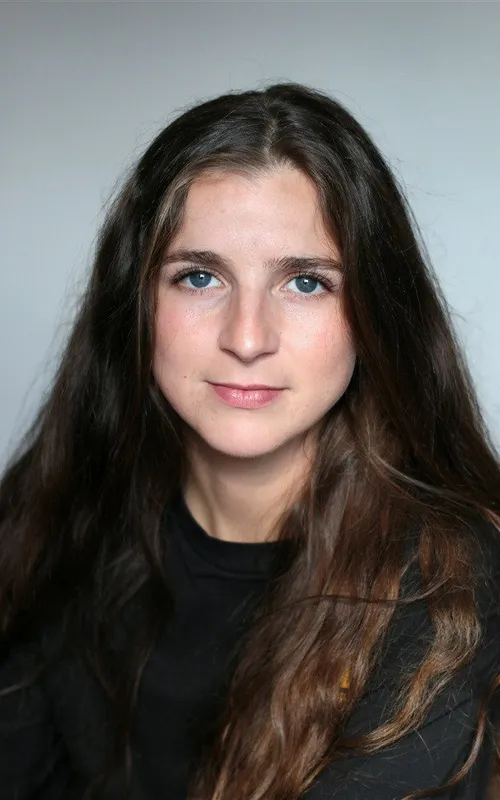 Esther Valding