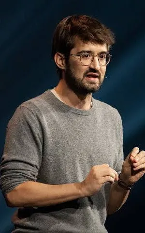 Adam Aleksic