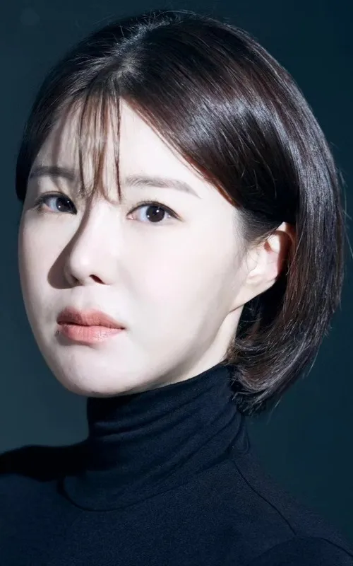 Chae Si-eun