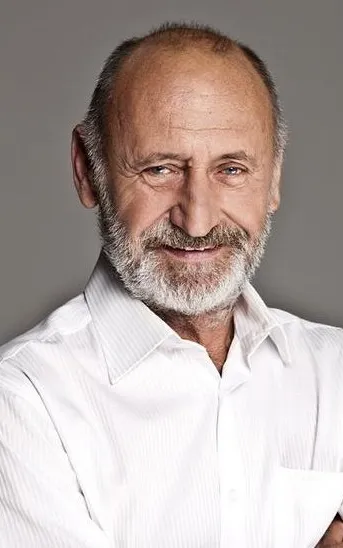 Gábor Reviczky