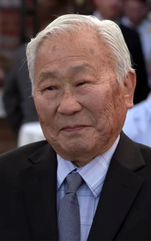 Ralph Ahn