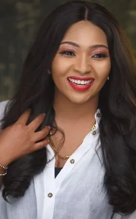 Lilian Esoro