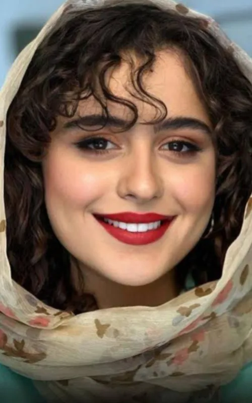 Fatima Baharmast