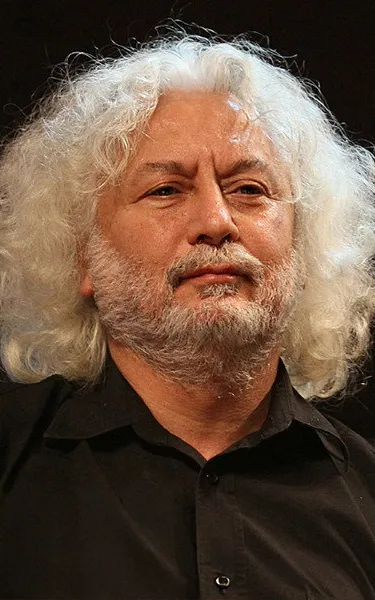 Erkan Oğur