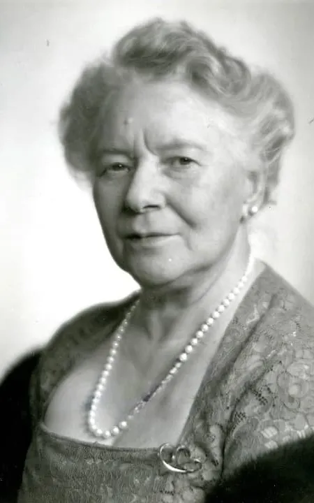 Elsa Ebbesen-Thornblad