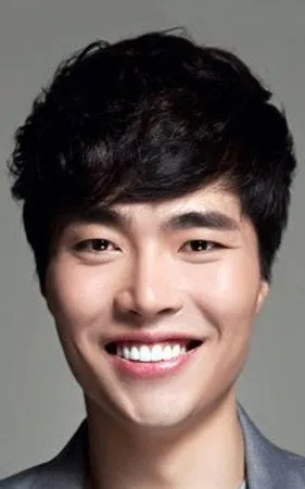 Yoon Ji-wook