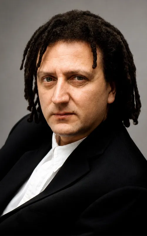 Victor Lewis-Smith