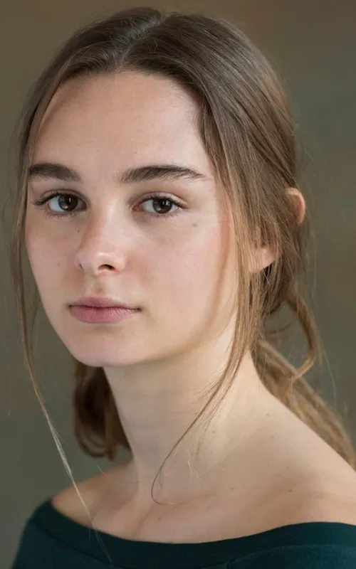 Saura Lightfoot Leon