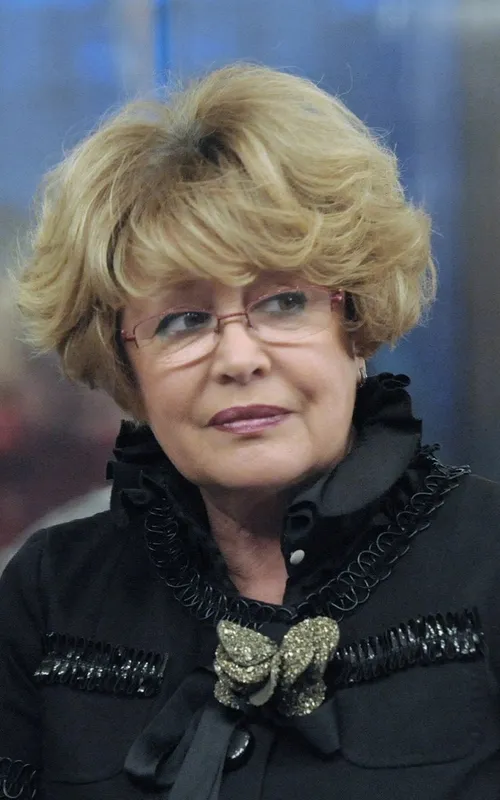 Marina Neyolova