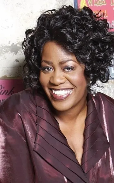 Chandra Currelley-Young