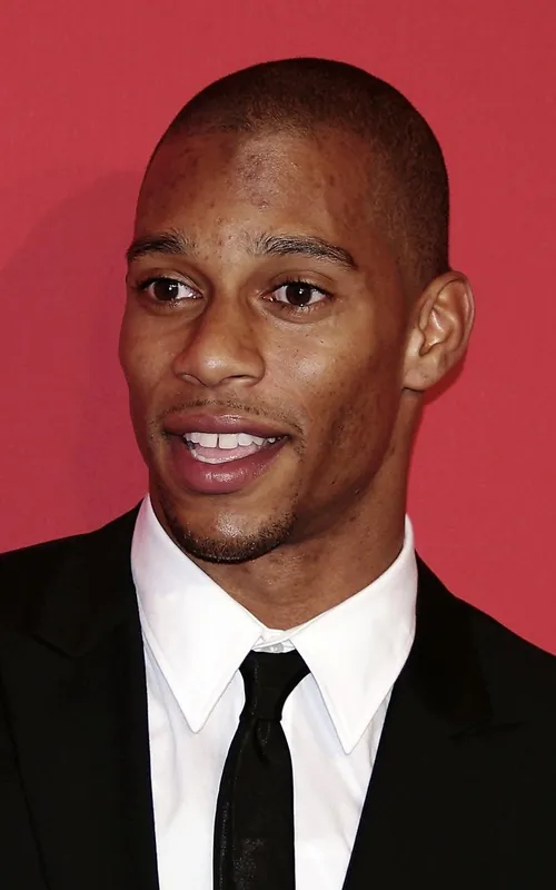Victor Cruz
