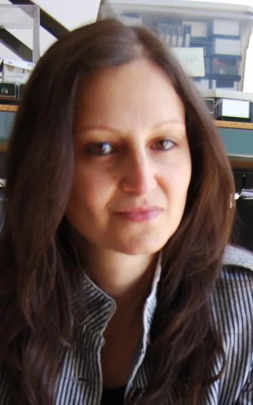 Rolla Selbak