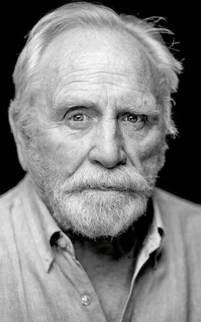 James Cosmo
