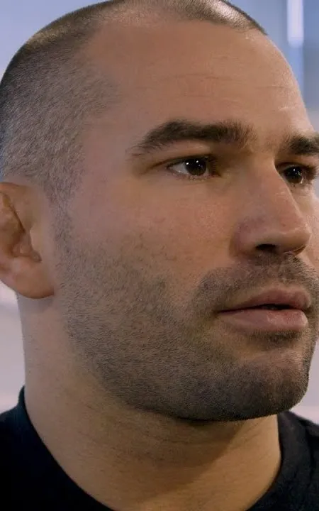 Artem Lobov