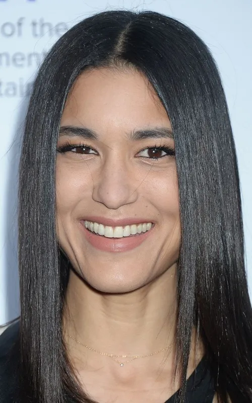 Julia Jones