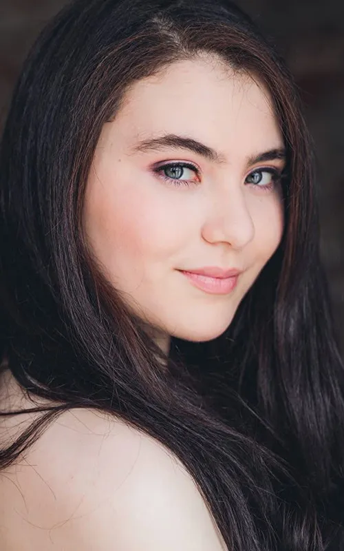 Lilla Crawford