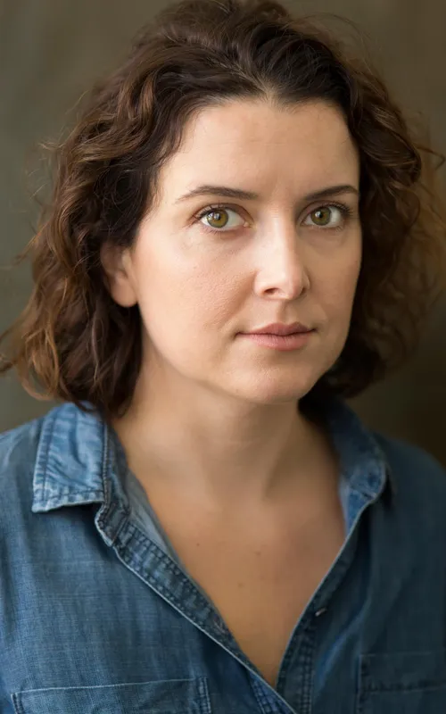 Ashley Lenz