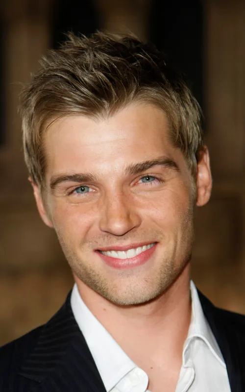 Mike Vogel