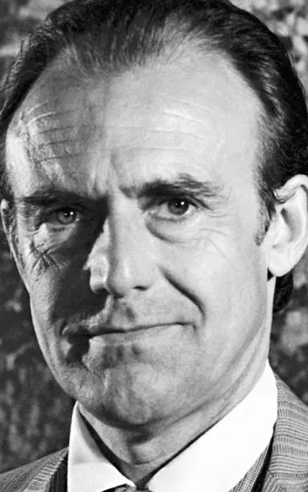 Richard Bull