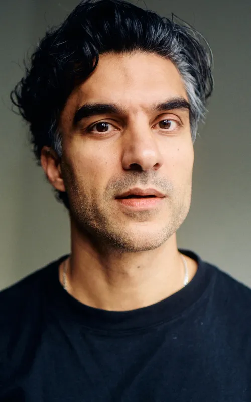 Farzad Farzaneh