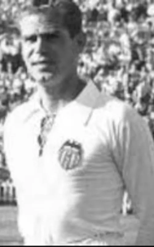 Antonio Puchades Casanova 'Puchades'