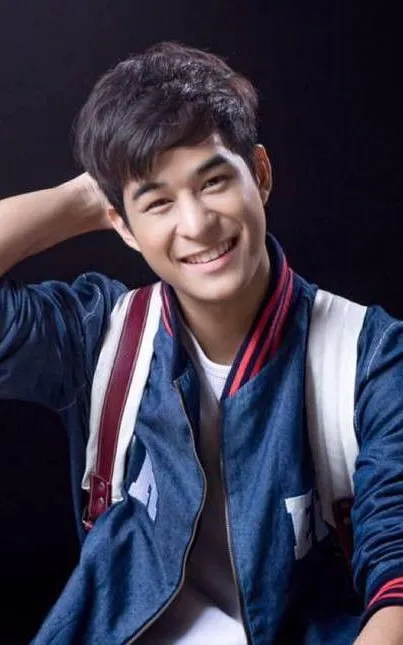 Pakpoom Juanchainat
