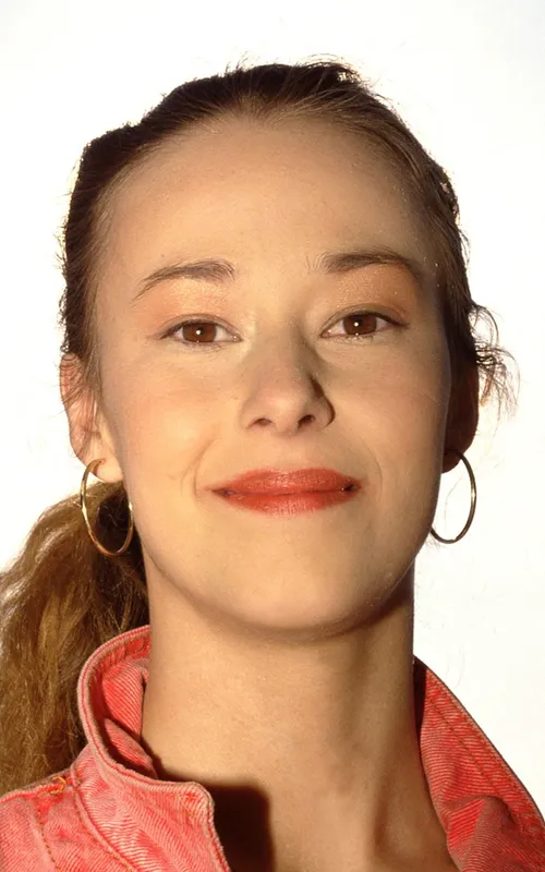 Nicolette Lars