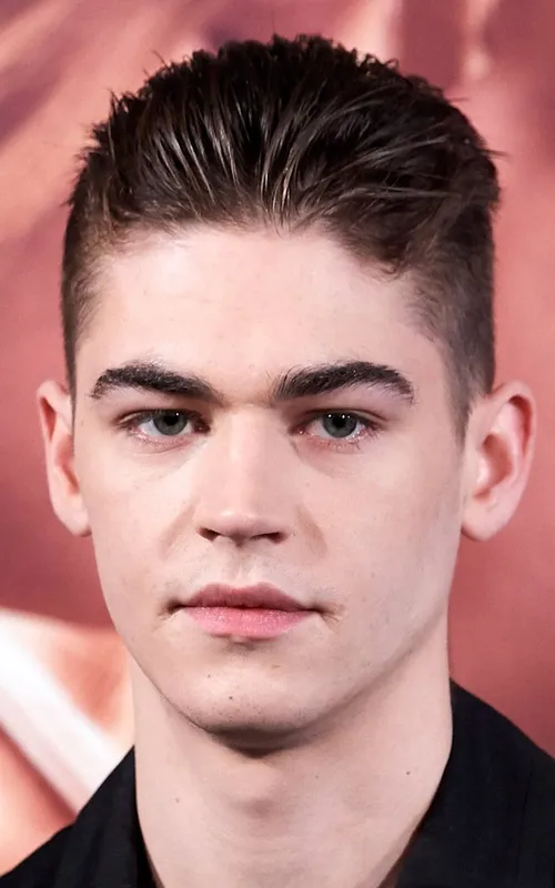Hero Fiennes Tiffin