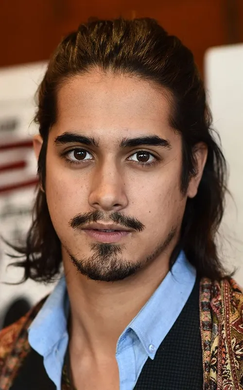 Avan Jogia