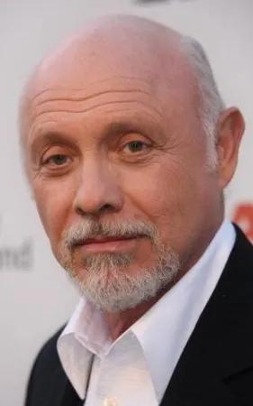 Héctor Elizondo