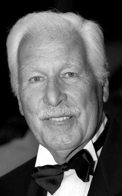 Friedrich Schoenfelder