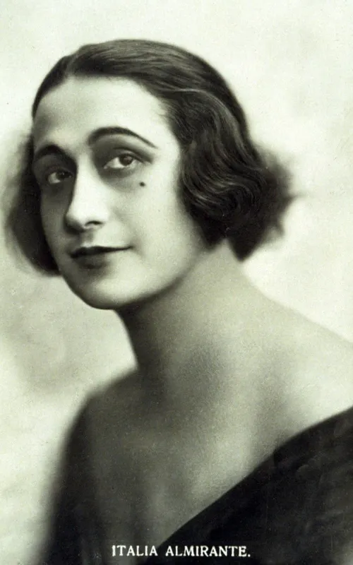 Italia Almirante-Manzini