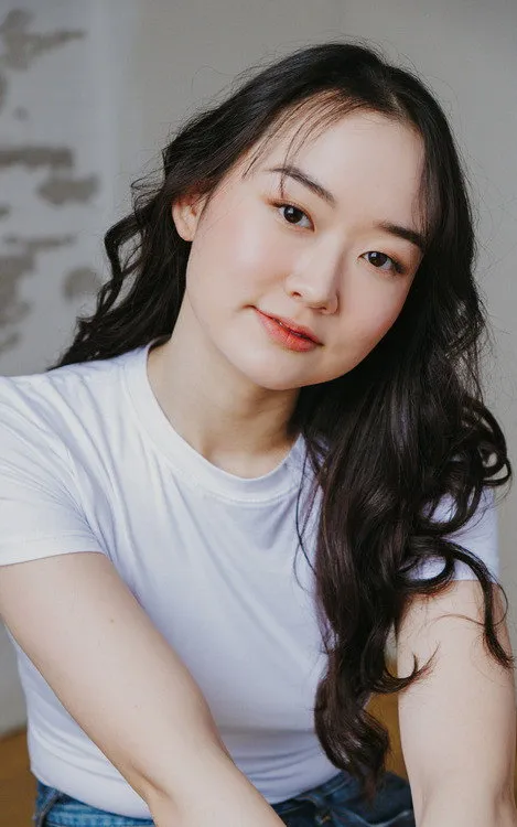 Angela Son