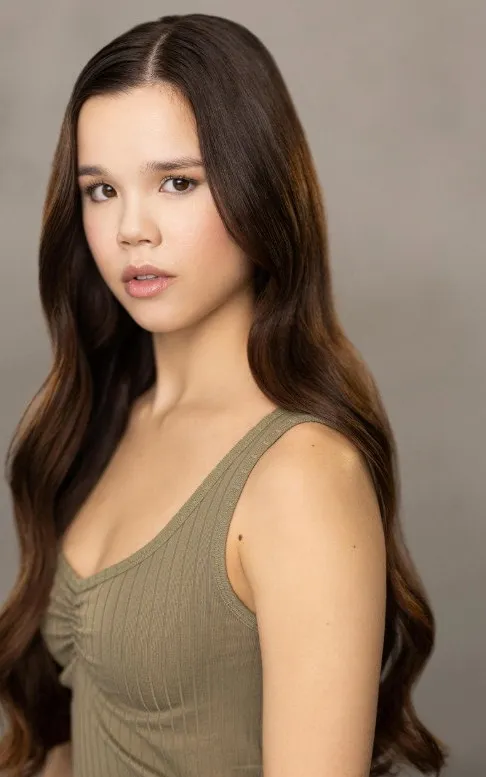 Sophie Thom