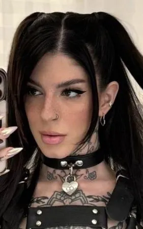 Bella Liora