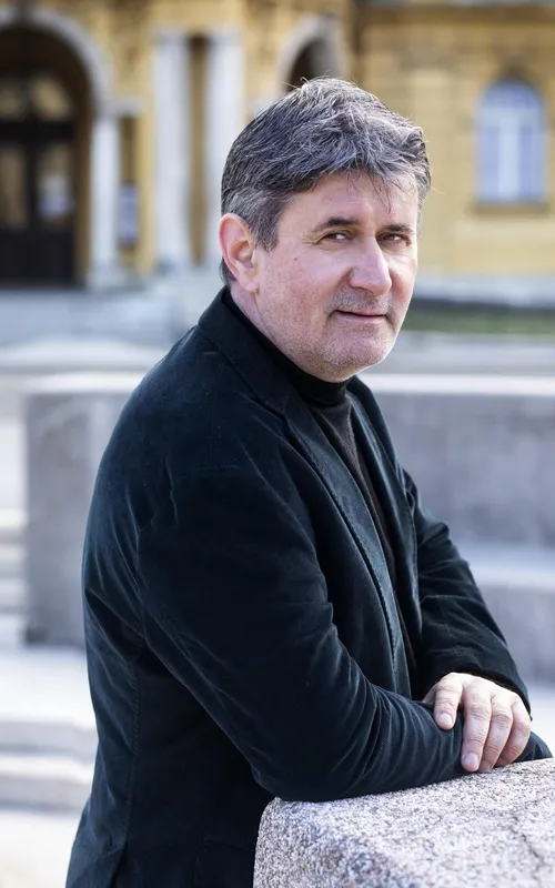 Vedran Mlikota