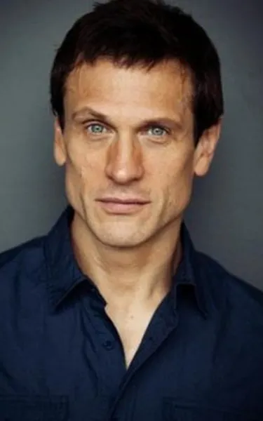 Simon Merrells