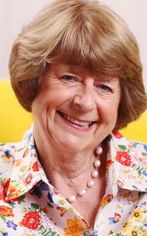Pam Ayres