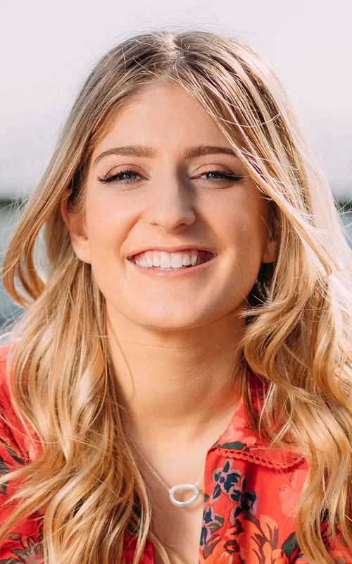 Doireann Ní Ghlacáin