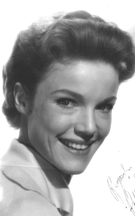 Pippa Scott