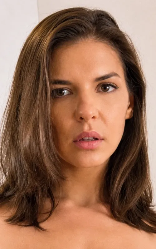 Alina Henessy