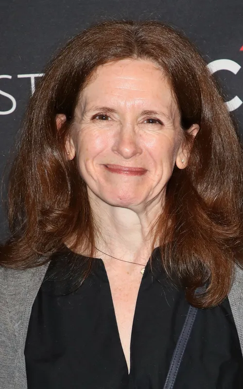 Jennifer Flackett
