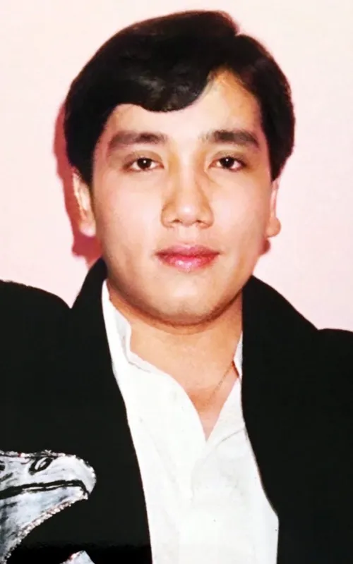 Elvis Phương