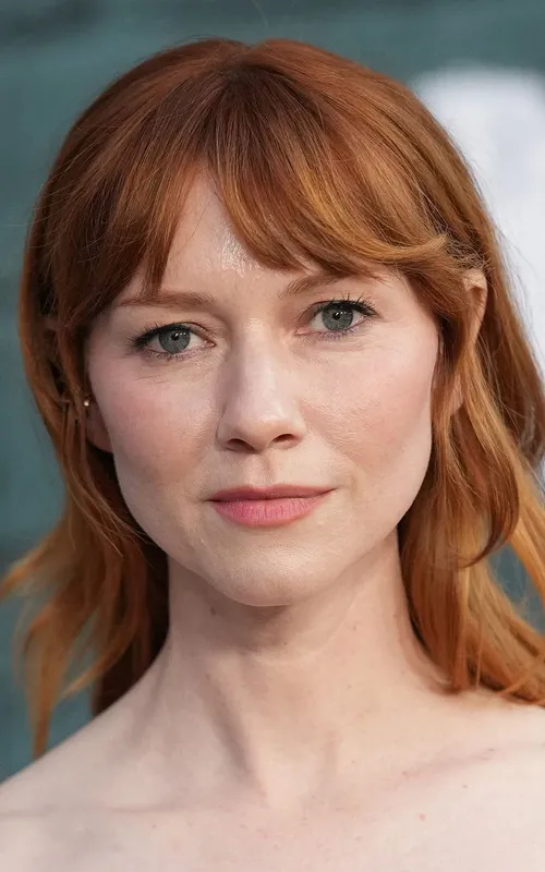 Valorie Curry