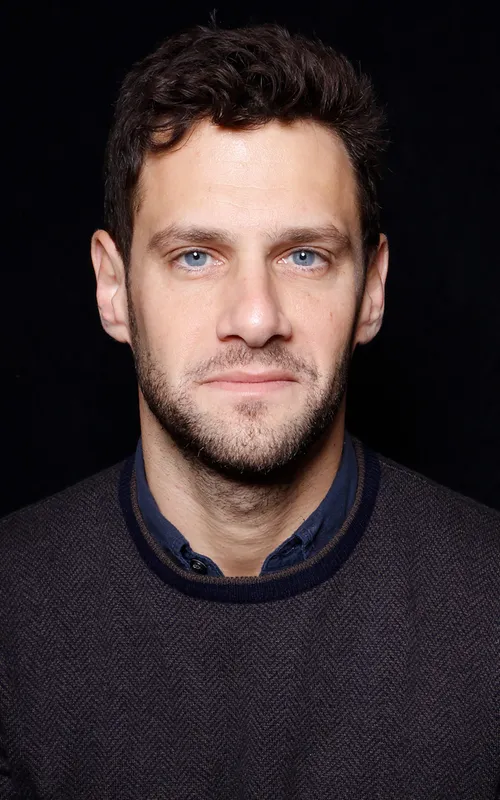 Justin Bartha